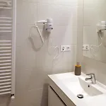 Vallespin 43 Parking, Wifi Apartament