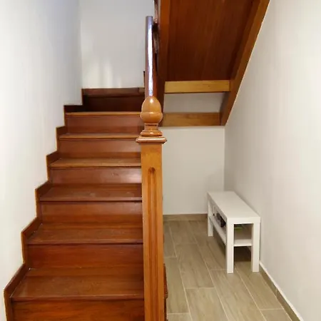 Vallespin 43 Parking, Wifi Apartman