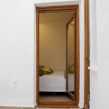 Vallespin 43 Parking, Wifi Apartman