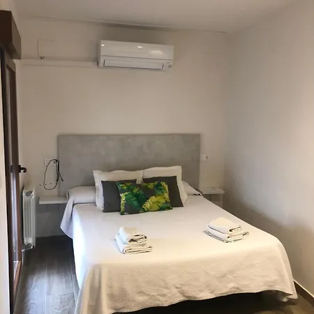 Vallespin 43 Parking, Wifi