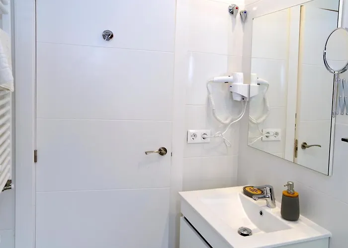 Vallespin 43 Parking, Wifi Ávila