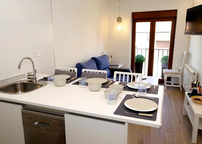 Vallespin 43 Parking, Wifi * Ávila