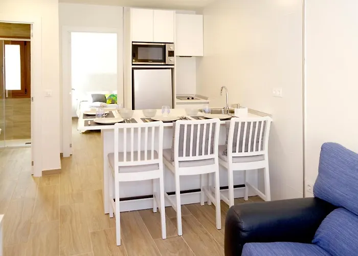 Vallespin 43 Parking, Wifi Apartment