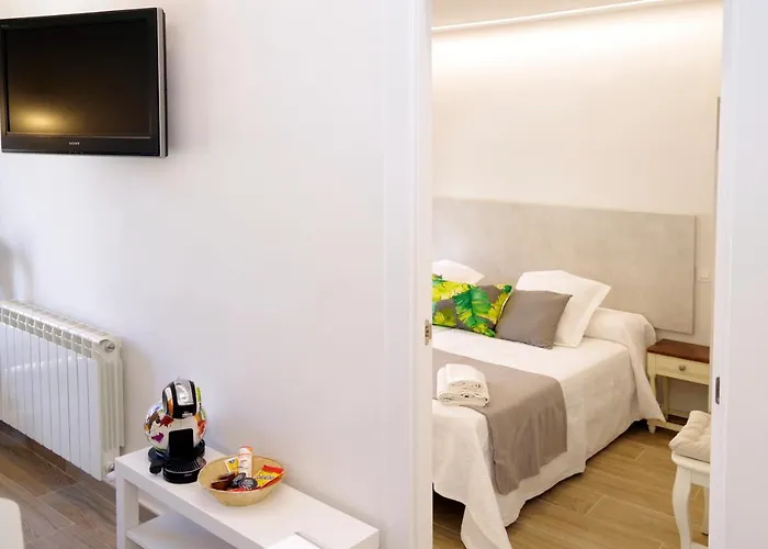 Vallespin 43 Parking, Wifi