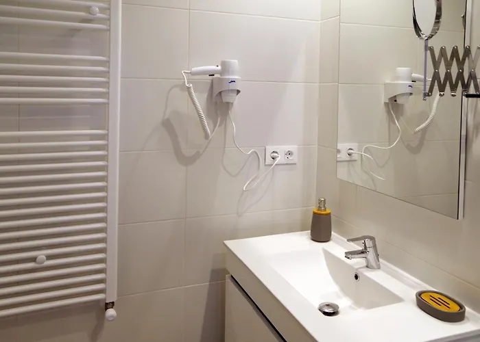 Vallespin 43 Parking, Wifi 아파트